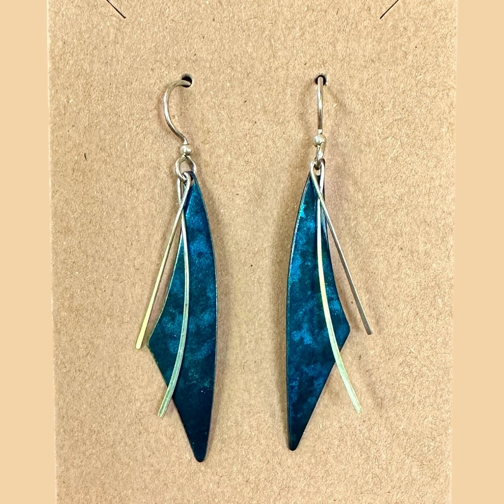 METALLIC EARRINGS